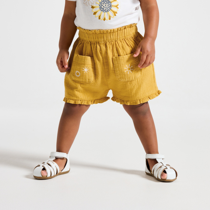 Жълти памучни къси панталони