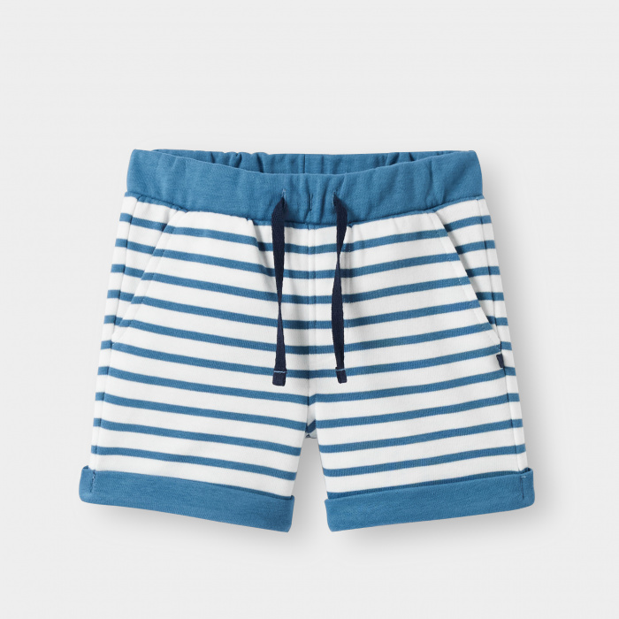 Къси раирани панталони