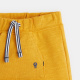 Жълти къси панталони