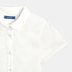 Бяла изчистена риза с яка 