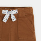 Къси панталони с контрастен флорален колан