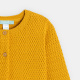Жълта плетена жилетка
