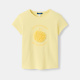 Жълта тениска с апликация